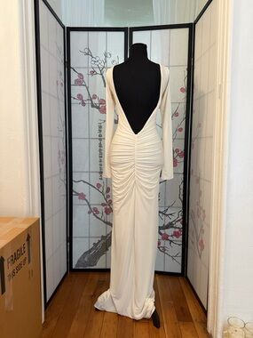 Meshki Cream Backless Ruched Long-Sleeve Maxi Dress
